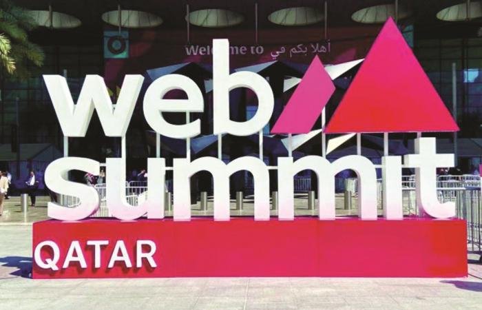 أخبار قطر |  قمة الويب قطر 2026.. جلسة تستعرض مخاطر سلاسل إمداد الرقائق وآفاق التعاون الدولي | عيون الجزيرة قطر