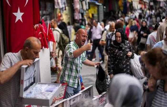 التضخم التركي يسجل أدنى مستوياته منذ أكثر من أربع سنوات