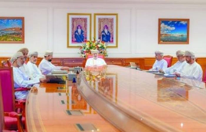 أخبار سلطنة عمان | المجلس الأعلى للقضاء يناقش تحسين جودة الخدمات القضائية | عيون الجزيرة الاخبارية عمان