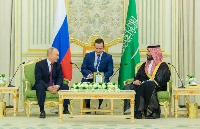 ولي العهد يبحث مع بوتين الأحداث الإقليمية والعلاقات الثنائية وسبل تطويرها