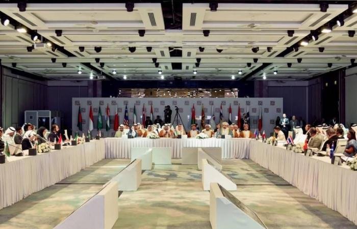 الامارات الان | «حوار أبوظبي» يختتم أعماله بتحديد مسارات ذكية | عيون الجزيرة الامارات