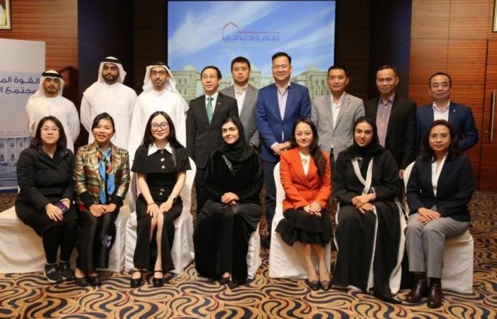 «غرفة الشارقة» تبحث مع وفد تجاري فيتنامي آفاق التعاون