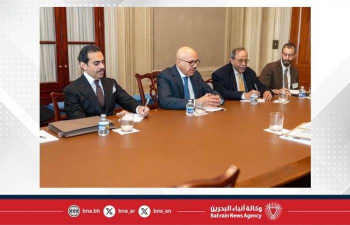 أخبار البحرين | وزير الخارجية يجتمع مع عدد من أعضاء مجلس النواب الأمريكي أعضاء اللجنة الفرعية المعنية بالأمن القومي ووزارة الخارجية | عيون الجزيرة
