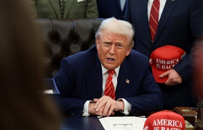 ترامب: حان الوقت لطي صفحة فضيحة إبستين.. والاهتمام بقضايا «تهم الناس» | عيون الجزيرة