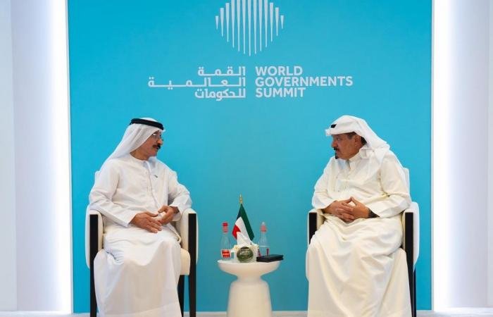 أخبار الكويت | العبدالله يستقبل رئيس مجلس الإدارة والرئيس التنفيذي لمجموعة موانئ دبي العالمية | عيون الجزيرة الكويت