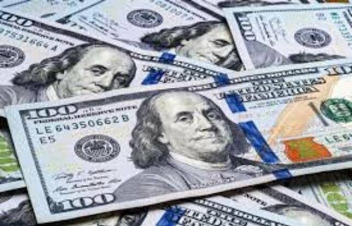 الدولار يقفز بعد ترشيح وارش لرئاسة الفيدرالي.. هل يعود للتراجع؟