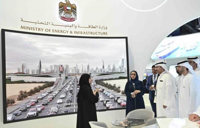 «الطاقة والبنية التحتية» تستعرض استراتيجيات الشحن في «بريك بلك»