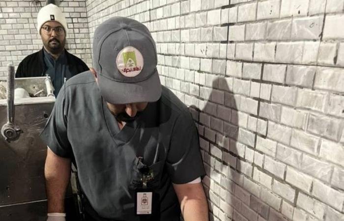 أخبار السعودية | ضبط مخبز مخالف وإتلاف 1000 منتج | عيون الجزيرة السعودية الان