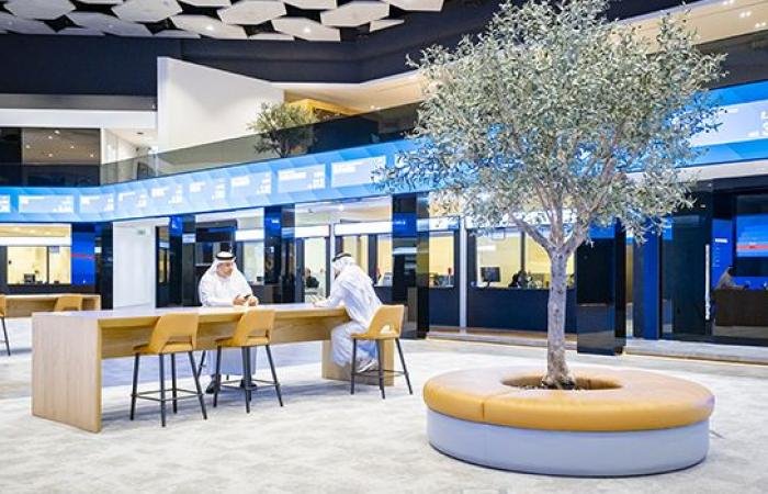أسواق الإمارات تواصل ارتفاعها رغم تباين «القيادية»