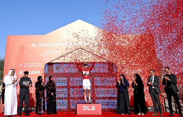 الرياضة الان | الهولندية لورينا ويبس تفوز بالمرحلة الأولى من طواف الإمارات للسيدات | عيون الجزيرة الرياضي