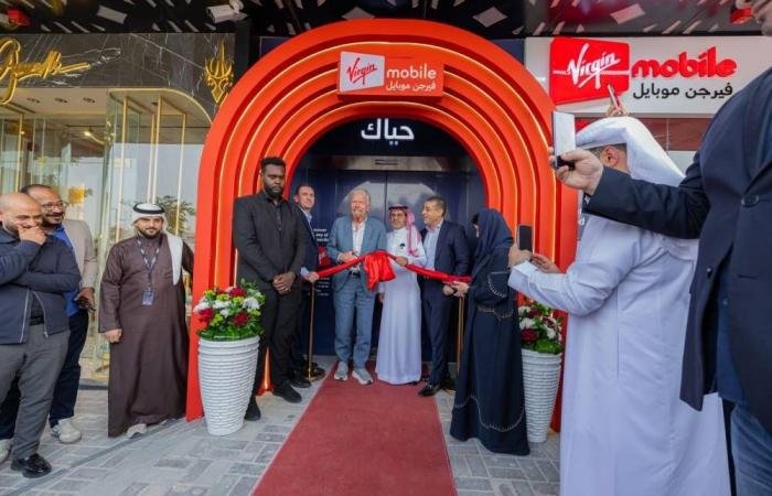 فيرجن موبايل تفتتح متجرها الرئيسي في الرياض .. محطة مفصلية لمسيرة بيوند ون بالمملكة