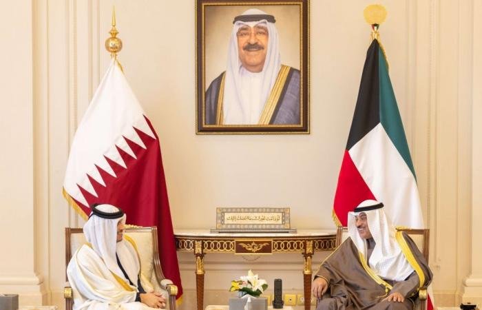 أخبار قطر | ولي عهد الكويت يستقبل رئيس مجلس الوزراء وزير الخارجية | عيون الجزيرة قطر