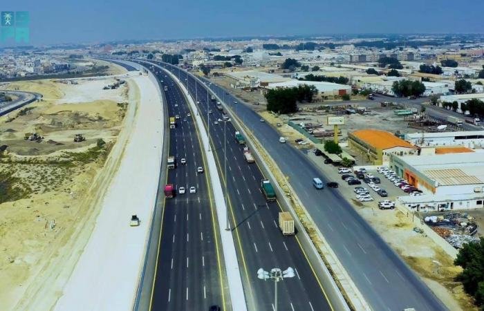 أخبار السعودية | 1300 كلم من الطرق بالشرقية | عيون الجزيرة السعودية الان