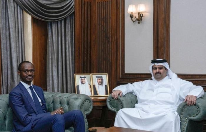 أخبار قطر | الرئيس التنفيذي للمؤسسة القطرية للإعلام يجتمع مع سفير رواندا | عيون الجزيرة قطر