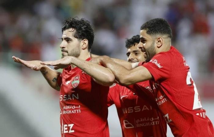 الرياضة الان | «معركة النقطة» على صدارة الدوري مستمرة بين شباب الأهلي والعين | عيون الجزيرة الرياضي