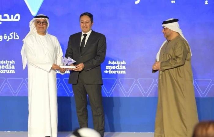 الامارات الان | رائد برقاوي: جذور «الخليج» عميقة.. وتكريمها مستحق (فيديو) | عيون الجزيرة الامارات