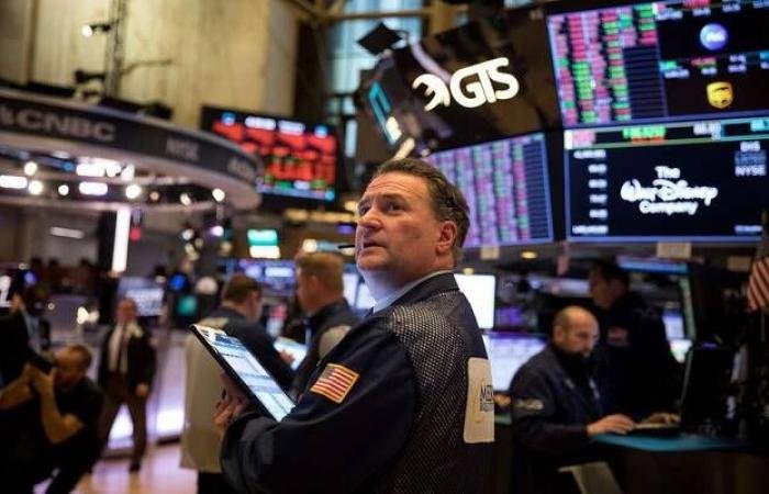 "داو جونز" يبلغ مستوى قياسي جديد في ختام تعاملات اليوم