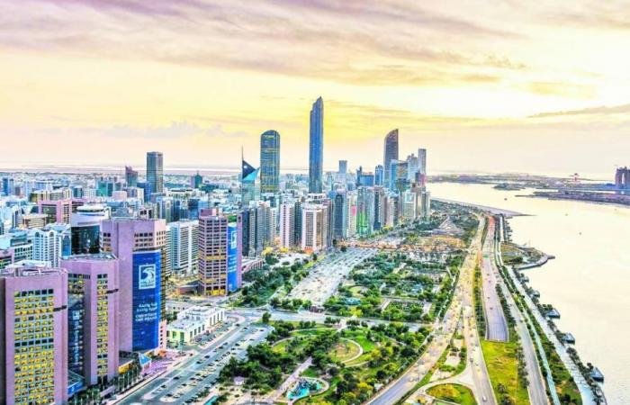 الإمارات الأولى أوسطياً والـ21 عالمياً بالشفافية ومكافحة الفساد