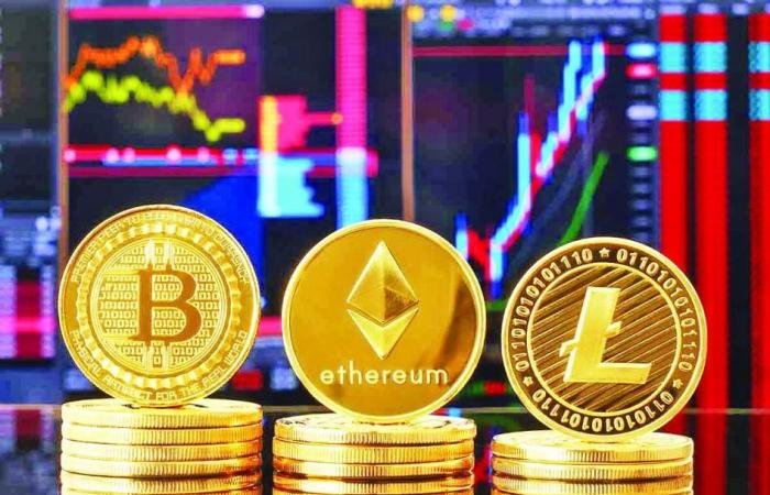 «بيتكوين» تكافح لاستعادة مستوى 70 ألف دولار