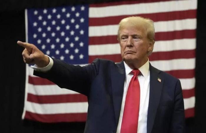 ترامب يرحب بأرقام الوظائف ويطالب بخفض أسعار الفائدة