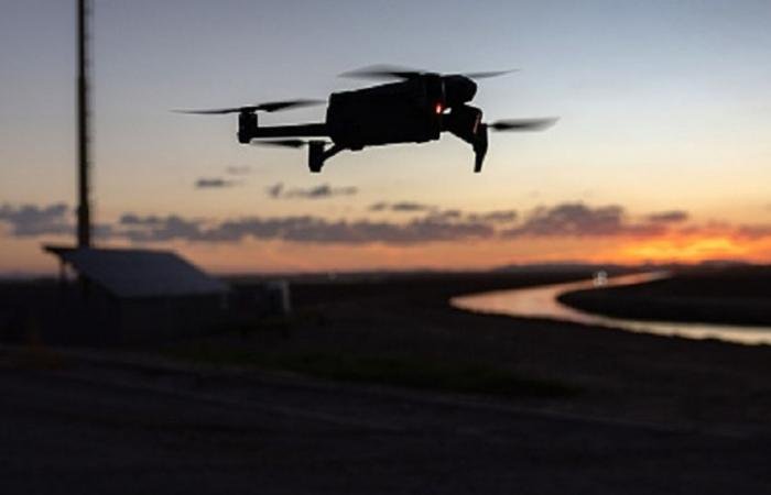 مسيّرات تابعة لعصابات المخدرات المكسيكية دخلت المجال الجوي الأميركي | عيون الجزيرة