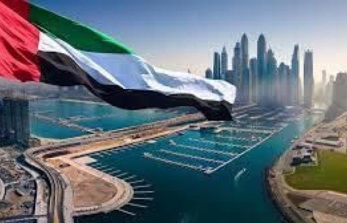 الإمارات الأولى عالمياً بالاستقرار الاقتصادي 2025
