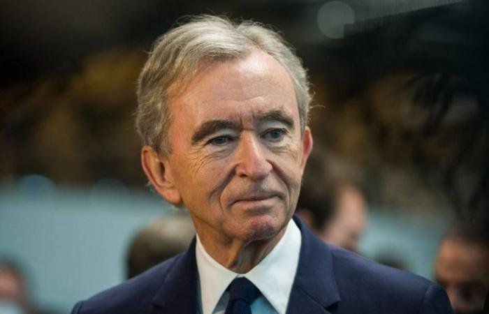 أغنى أوروبي يشتري أسهماً إضافية في «إل في إم إتش»