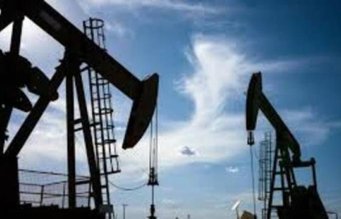 النفط يقفز 2% وسط تصاعد التوترات بين أمريكا وإيران