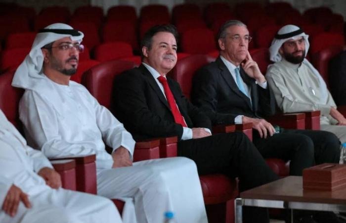 الامارات الان | وزير من البرتغال: مجمع القرآن الكريم rفي الشارقة صرح ثقافي عالمي استثنائي | عيون الجزيرة الامارات