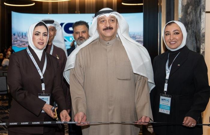 أخبار الكويت | وزير الصحة: تطوير المنظومة الصحية والارتقاء بجودة الخدمات الطبية | عيون الجزيرة الكويت