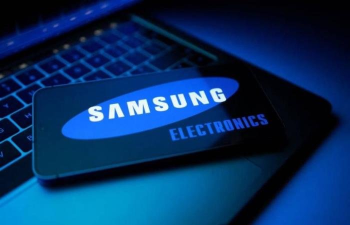 «سامسونغ» تعلن أول شحنات تجارية من ذاكرة «HBM4»