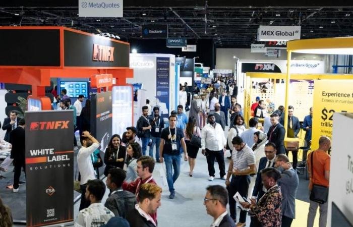 الإمارات توفر مركزاً بديلاً لرأس المال حول العالم