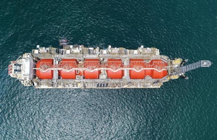 انخفاض الطلب يهوي بعقود الغاز الطبيعي إلى أدنى مستوى في 16 أسبوعاً