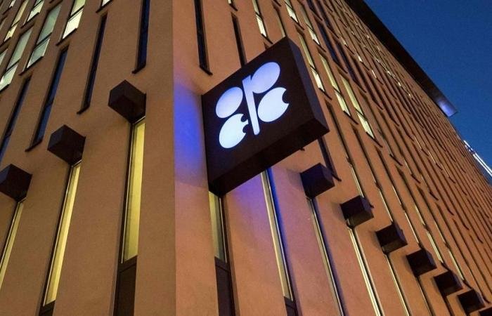 بيانات أوبك: فائض نفطي طفيف في الربع الثاني