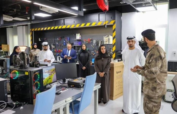 الامارات الان | وفد من هيئة دبي الرقمية يطلع على «إدارة الجودة» بشرطة أبوظبي | عيون الجزيرة الامارات