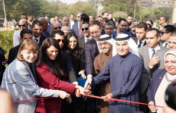 الامارات الان | «الغرير» تطلق أكاديمية «شباب بلد» في القاهرة | عيون الجزيرة الامارات