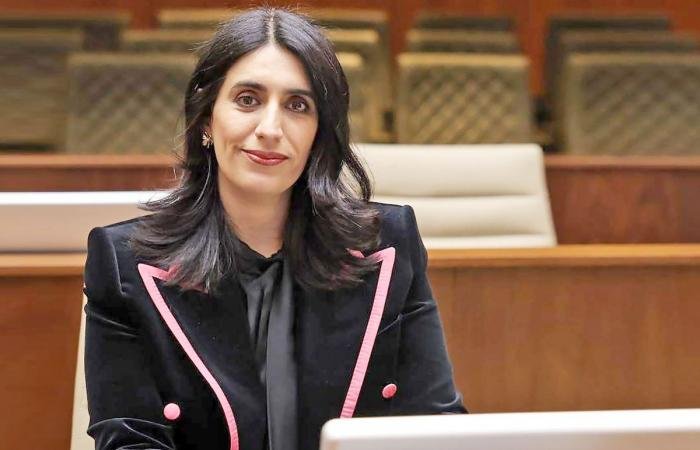 أخبار الكويت | الرومي: إلزام المالك بسداد الدفعات للمقاول.. وسندات قبض إلزامية لحفظ الحقوق | عيون الجزيرة الكويت