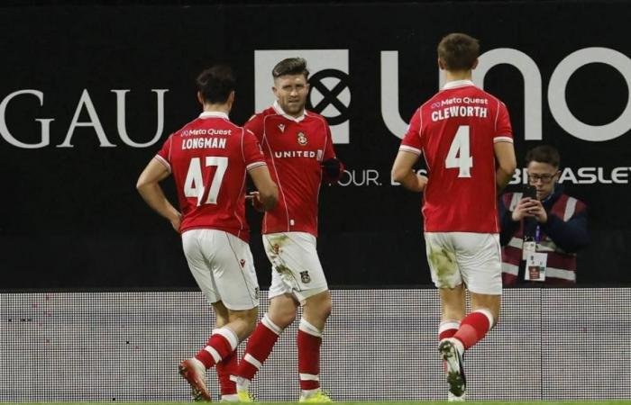 الرياضة الان | «مدرب مدى الحياة» وراء ثورة ريكسهام | عيون الجزيرة الرياضي