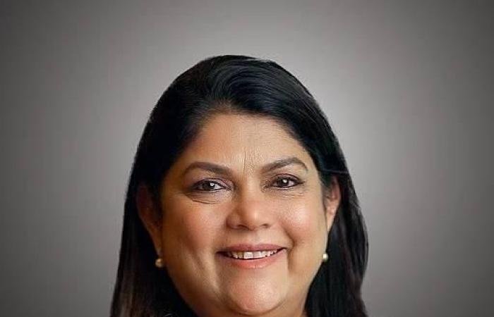 فالغوني نايار..من عالم البنوك إلى مليارديرة الجمال