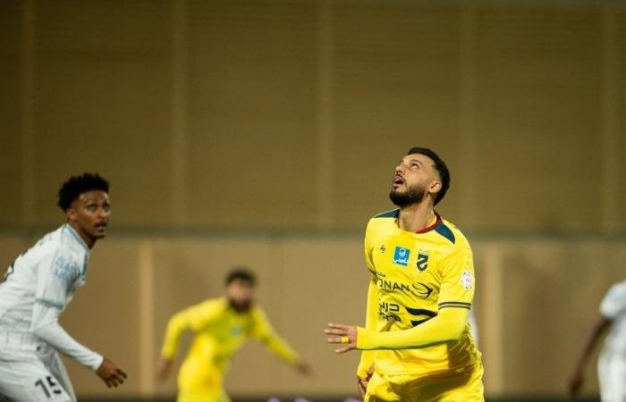 التاريخي يحبط الساطي