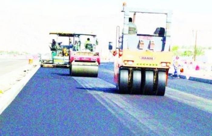 أخبار سلطنة عمان | 70% نسبة الإنجاز في مشروع إطلالة ضنك | عيون الجزيرة الاخبارية عمان