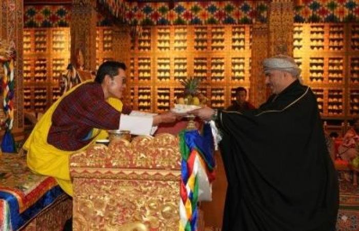 أخبار سلطنة عمان | سفير سلطنة عُمان يقدم أوراق اعتماده لملك مملكة بوتان | عيون الجزيرة الاخبارية عمان