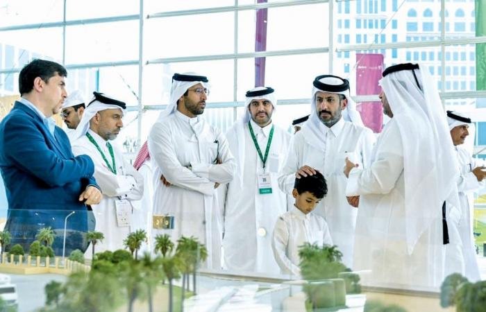 أخبار قطر | وزير التجارة والصناعة يزور «أجريتك 2026» | عيون الجزيرة قطر