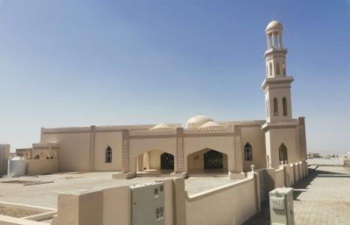 أخبار سلطنة عمان | افتتاح مسجد الودود ببلدة مقنيات بولاية عبري | عيون الجزيرة الاخبارية عمان