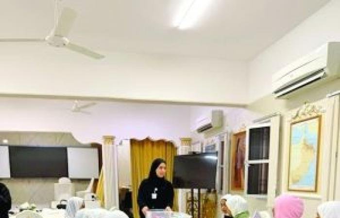 أخبار سلطنة عمان | مبادرة لغرس مفاهيم المسؤولية البيئية في نفوس الطلبة | عيون الجزيرة الاخبارية عمان