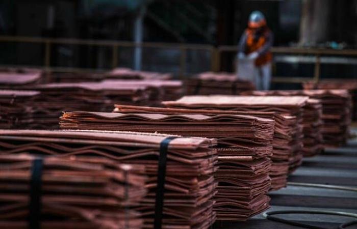 النحاس يسجل أطول سلسلة خسائر أسبوعية منذ 2024