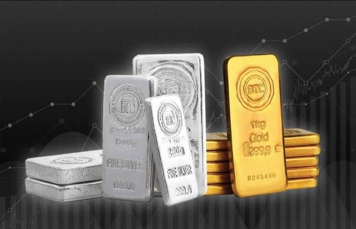 الذهب يسجل 5072 دولاراً.. والفضة تجتاز 82