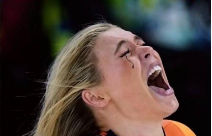 الرياضة الان | «أشعر بالأنوثة».. جوتا ليردمان ترد على السخرية من مكياجها | عيون الجزيرة الرياضي