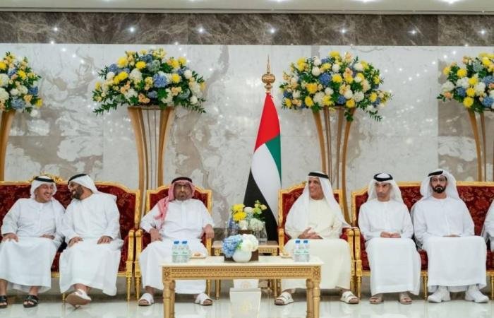الامارات الان | سعود بن صقر يستقبل وزيري الثقافة والتجارة الخارجية وجموع المهنئين بشهر رمضان المبارك | عيون الجزيرة الامارات