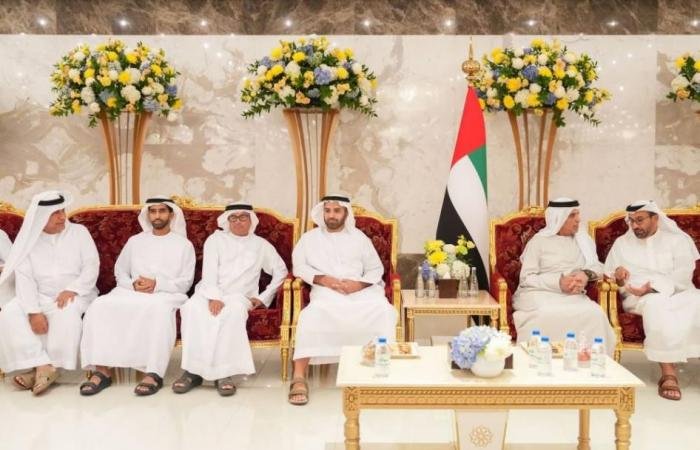 الامارات الان | سعود بن صقر يواصل استقبال المهنئين بشهر رمضان المبارك | عيون الجزيرة الامارات